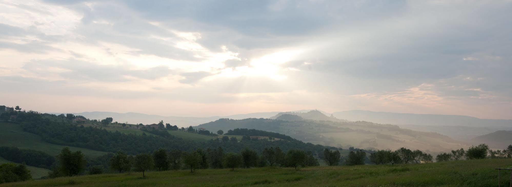 Tenuta Di Canonica Todi Luaran gambar